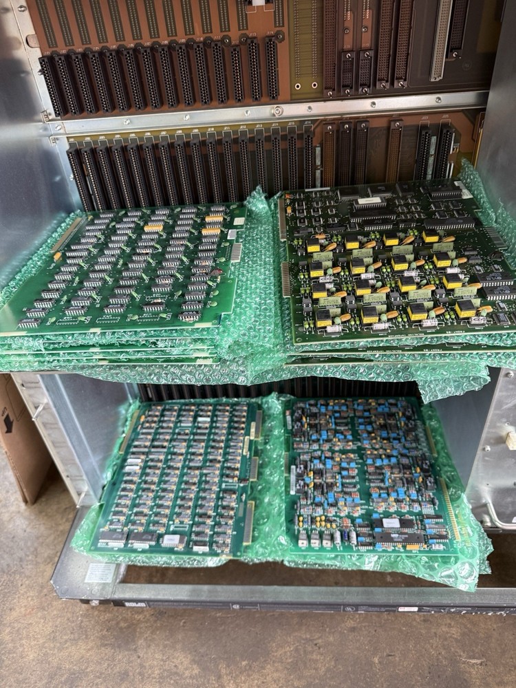 Rolm CBX Model 9751 Phone System