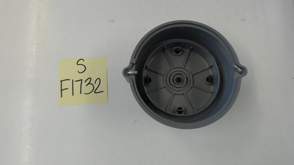 BorgWarner C-184 Distributor Cap