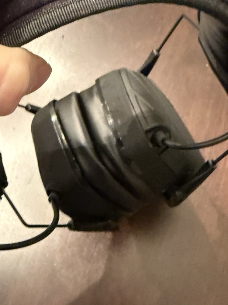 Axil Trackr Electronic Headmuff
