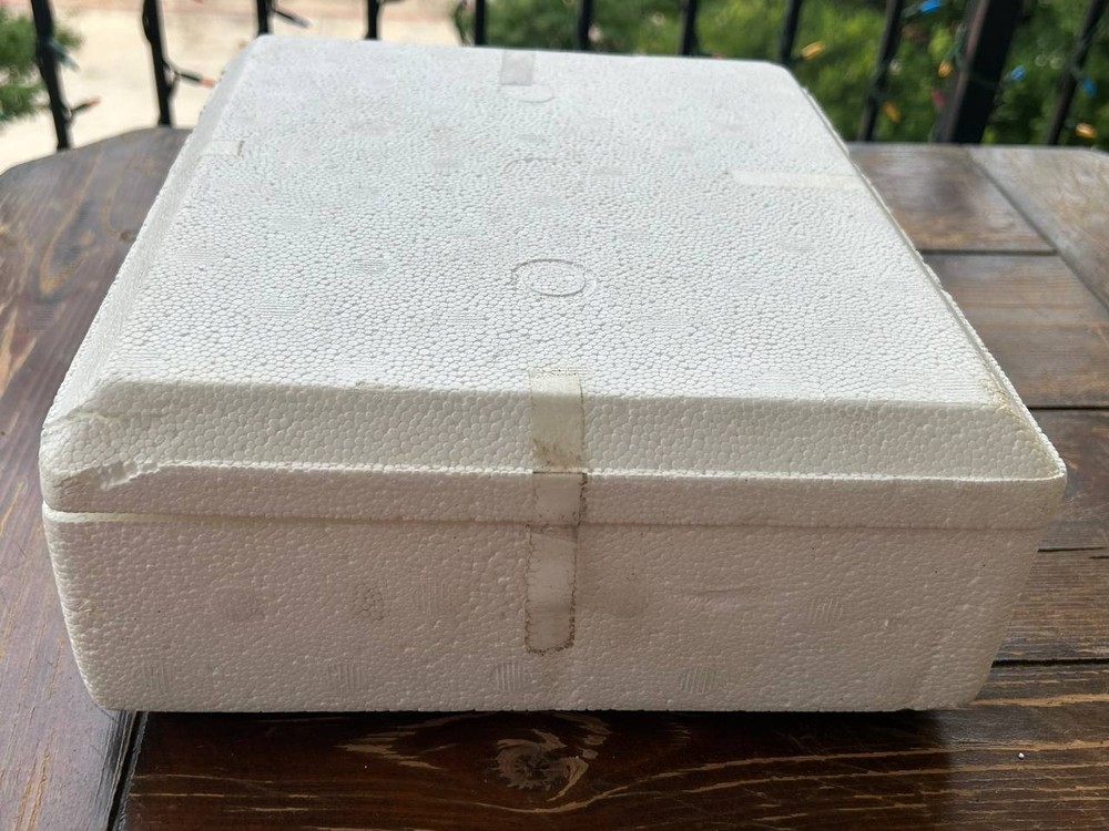 Apple Macintosh System Software Version 6.0.4 HyperCard. Program disks Use Guide