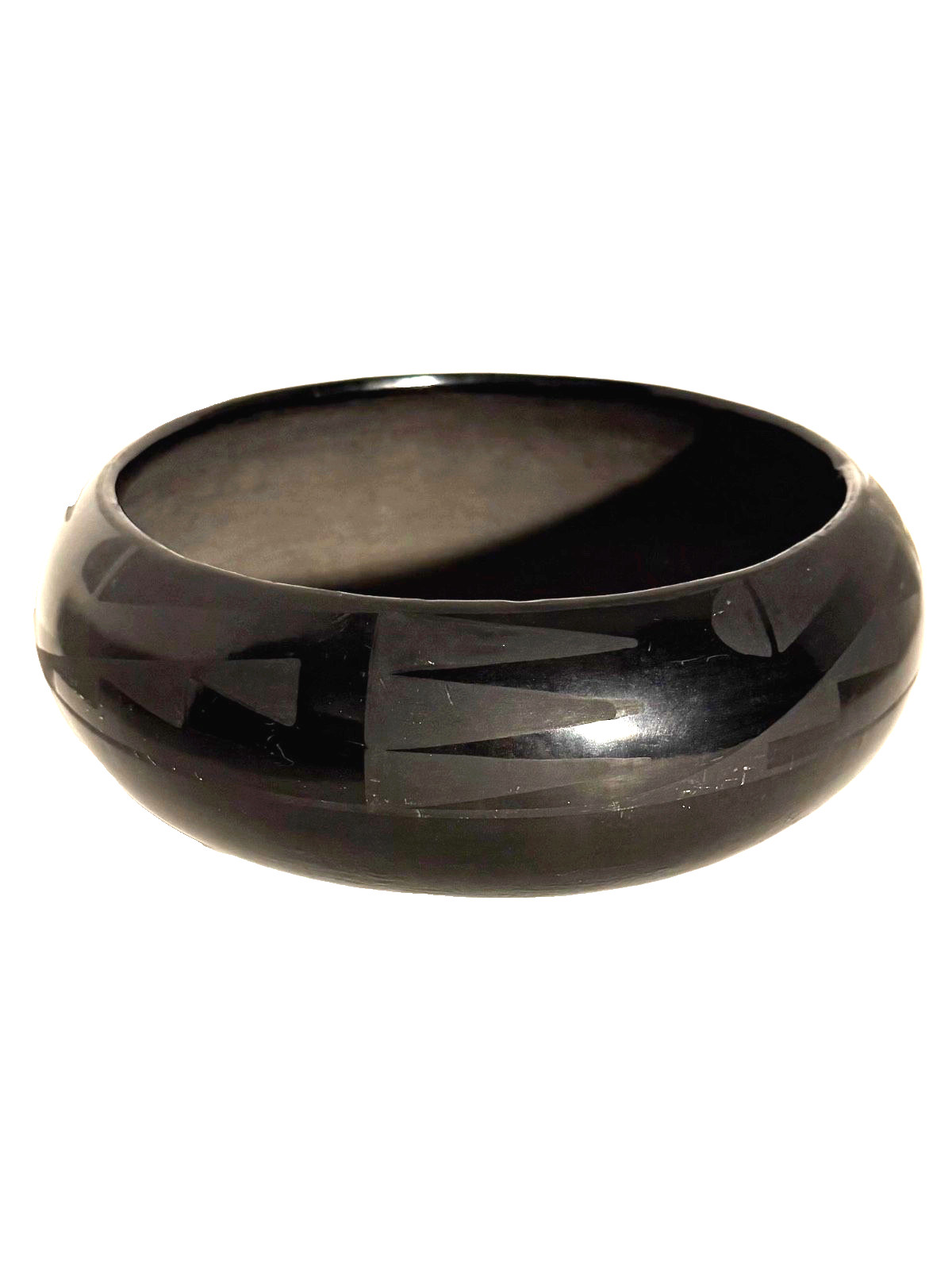 MARIA MARTINEZ (1887-1980), CLASSIC “MARIE” BLACK-ON-BLACK 9” POTTERY BOWL