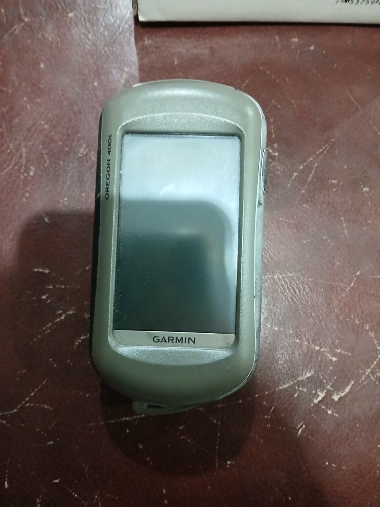 Garmin Oregon 400t GPS Handheld Touchscreen WORKS *Read Description*