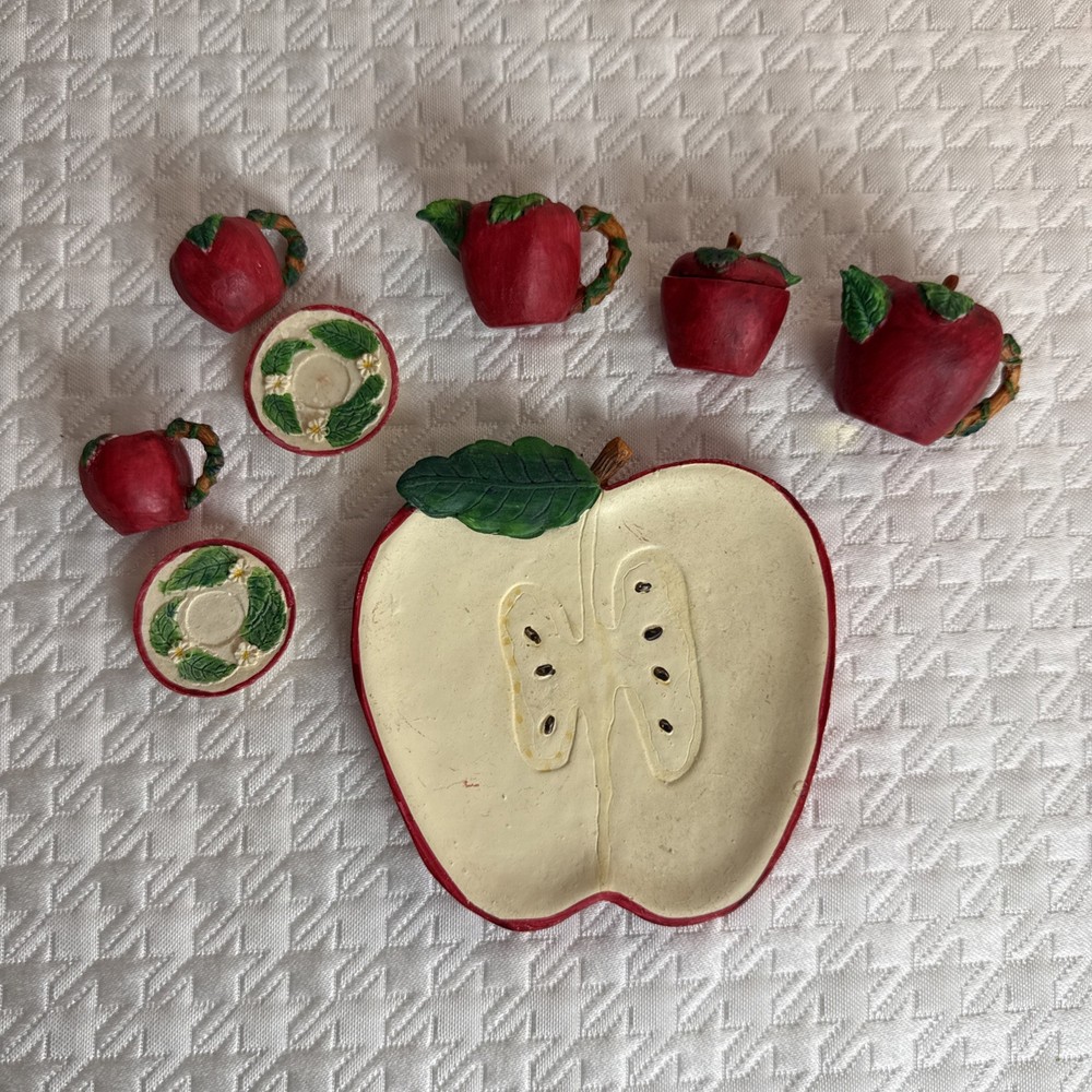 Mini apple tea sets