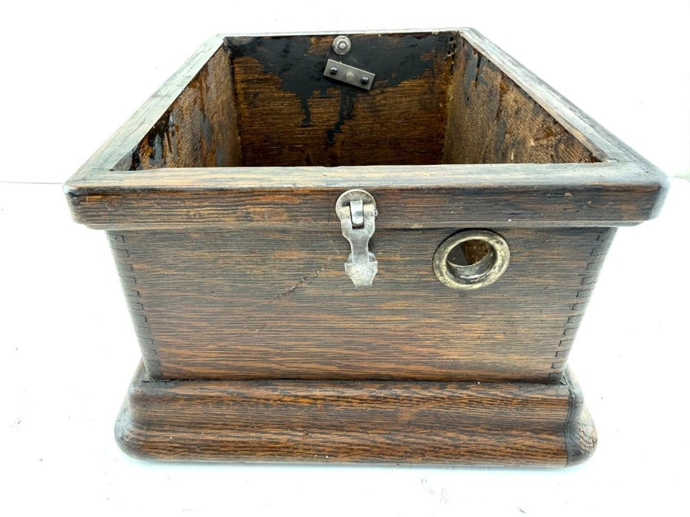 Case Bottom Edison w/Latches Fireside Phonograph, Any Model