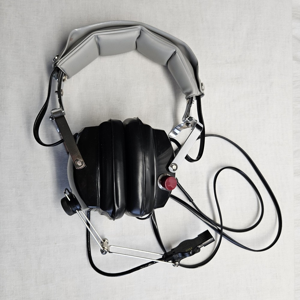 Audio Com Pilot / Co-Pilot +2 Voice Activated Intercom Headphone Headsets