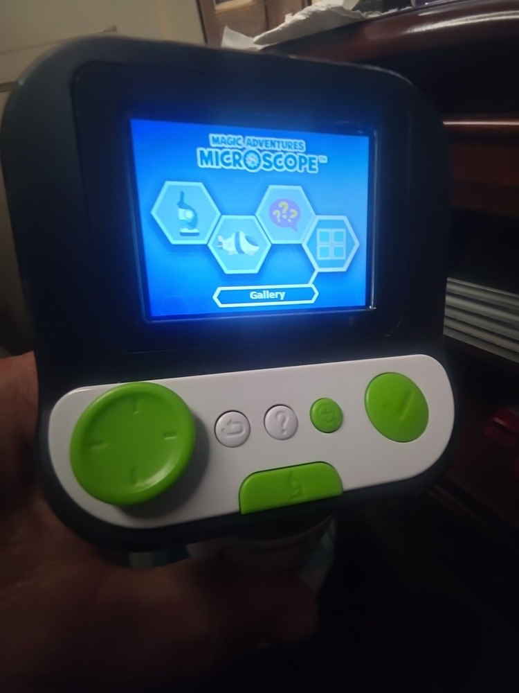 LeapFrog Magic Adventures Microscope with Seven Slides WORKING