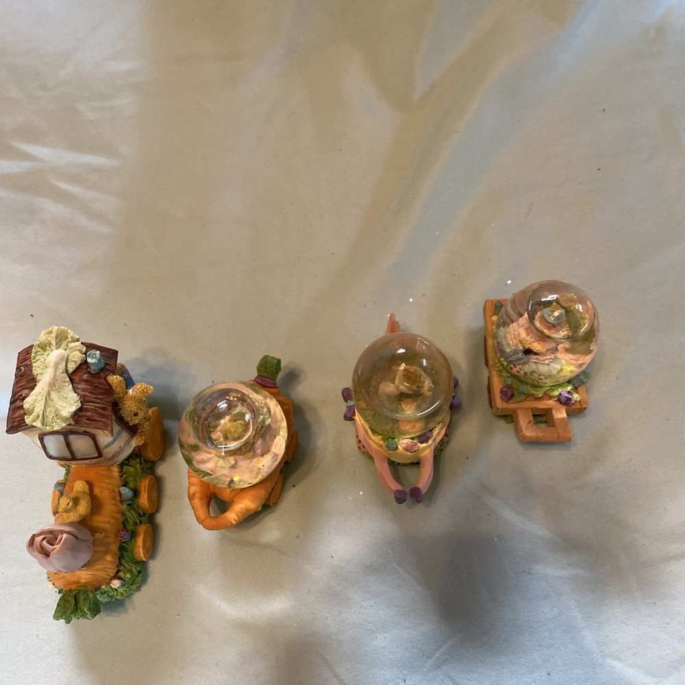 Easter Carrot Snow Globe Train