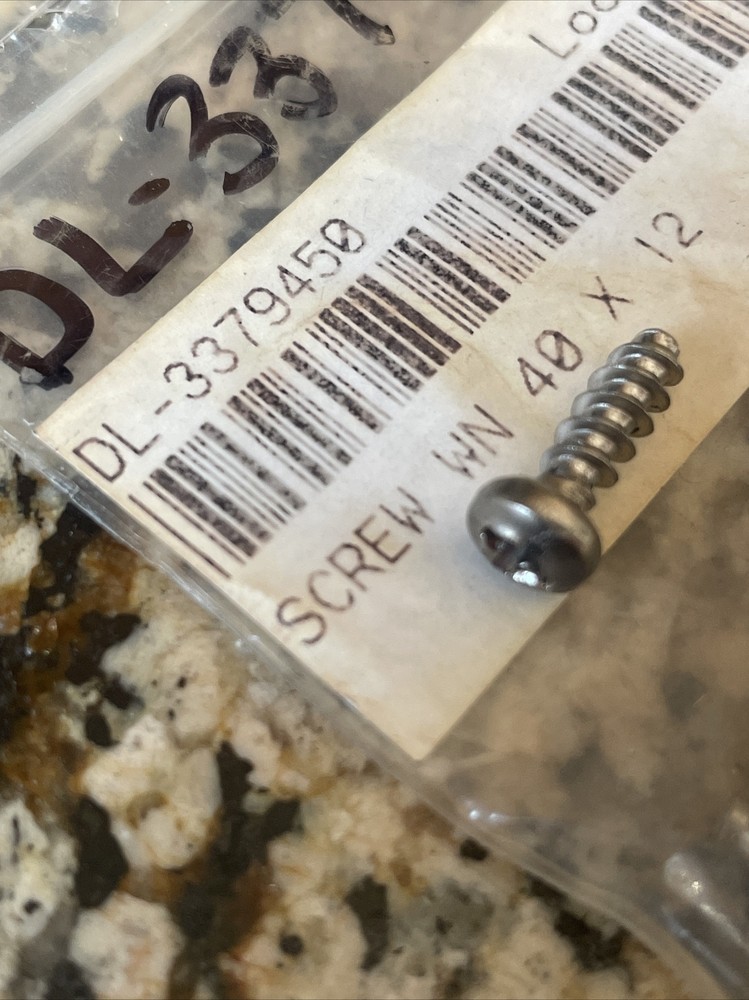 Maytronics Dolphin Screw, WN 40 x 12 3379450