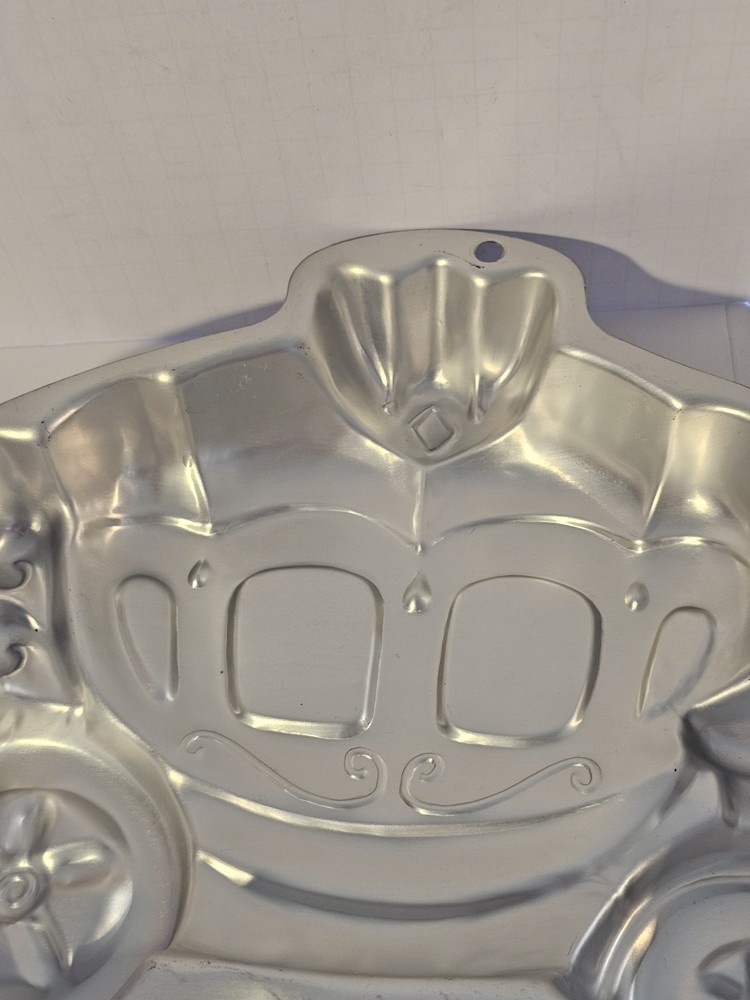 Wilton Cake Pan Princess Carriage