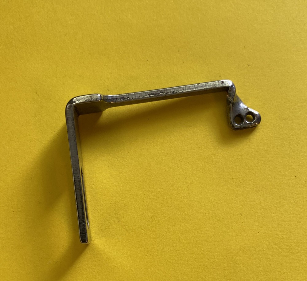*USED* 39563W-UNION SPECIAL-THREAD GUIDE-FREE SHIPPING*