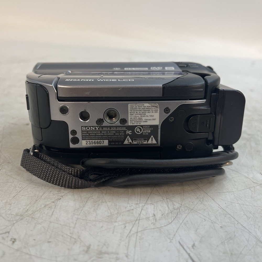 Canon DC410 Mini DVD Digital Camcorder Untested.