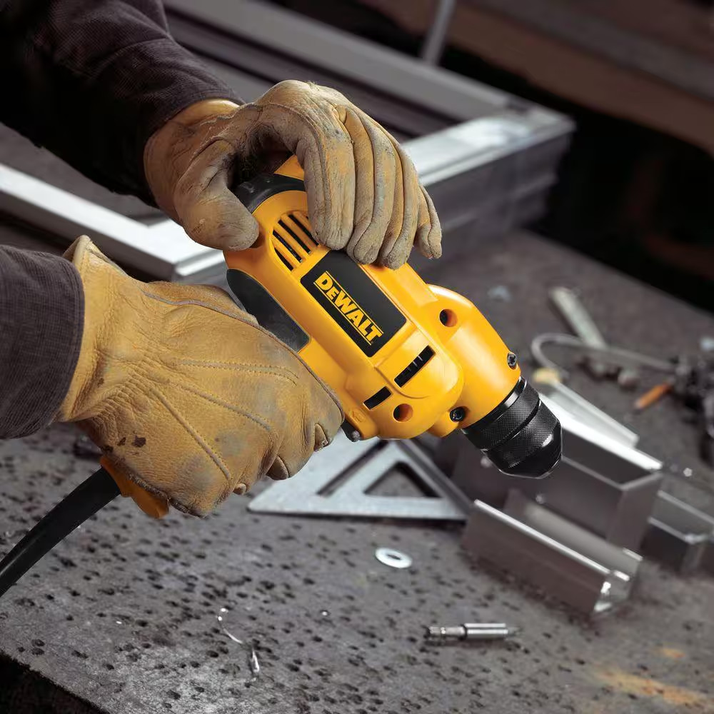 Dewalt 8 Amp 3 8 in Variable Speed Reversing Mid Handle Drill Kit Keyless Chuck