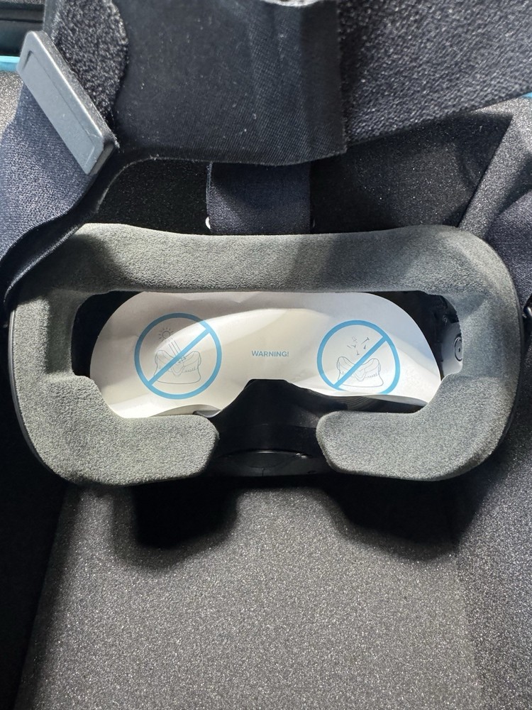 HTC Vive VR System Complete Open Box Headset Controllers Base Stations SteamVR