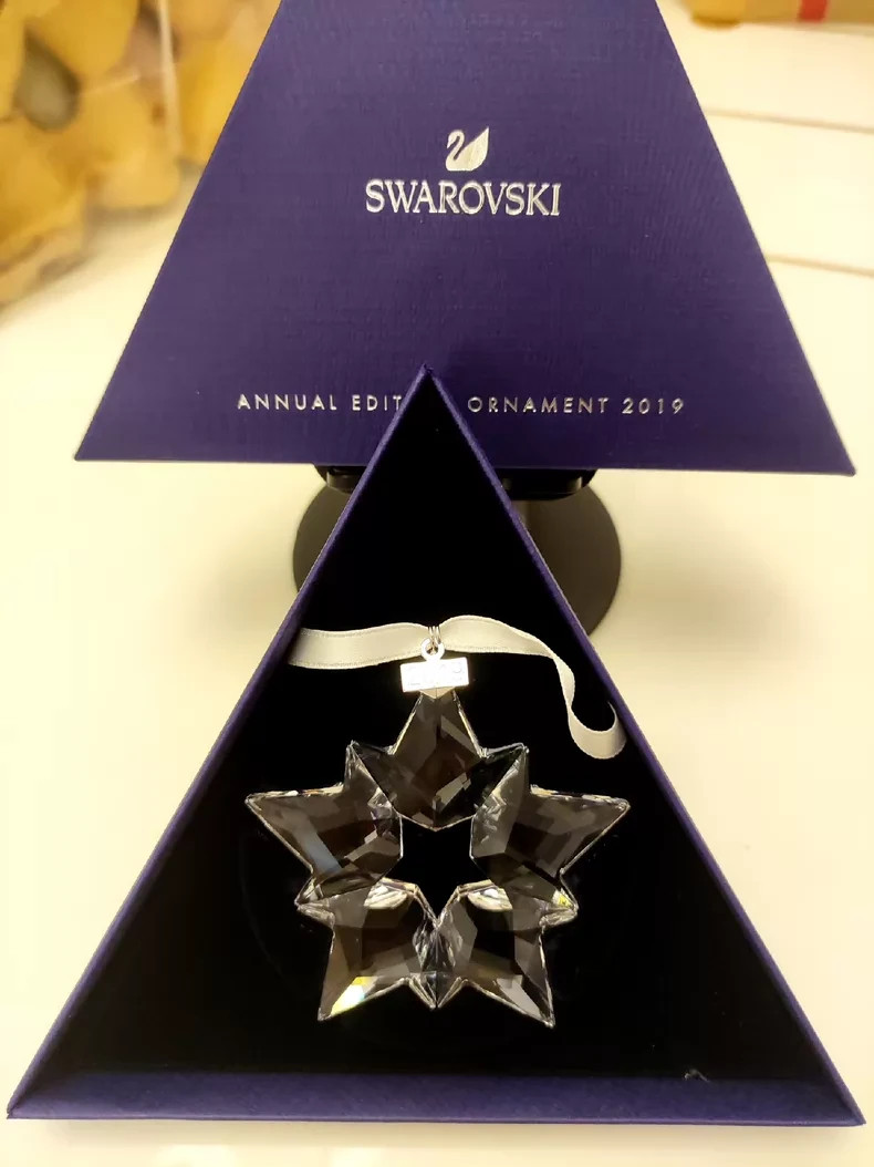 Swarovski 2019 Annual Edition Snowflake Star Christmas Ornament Collectible