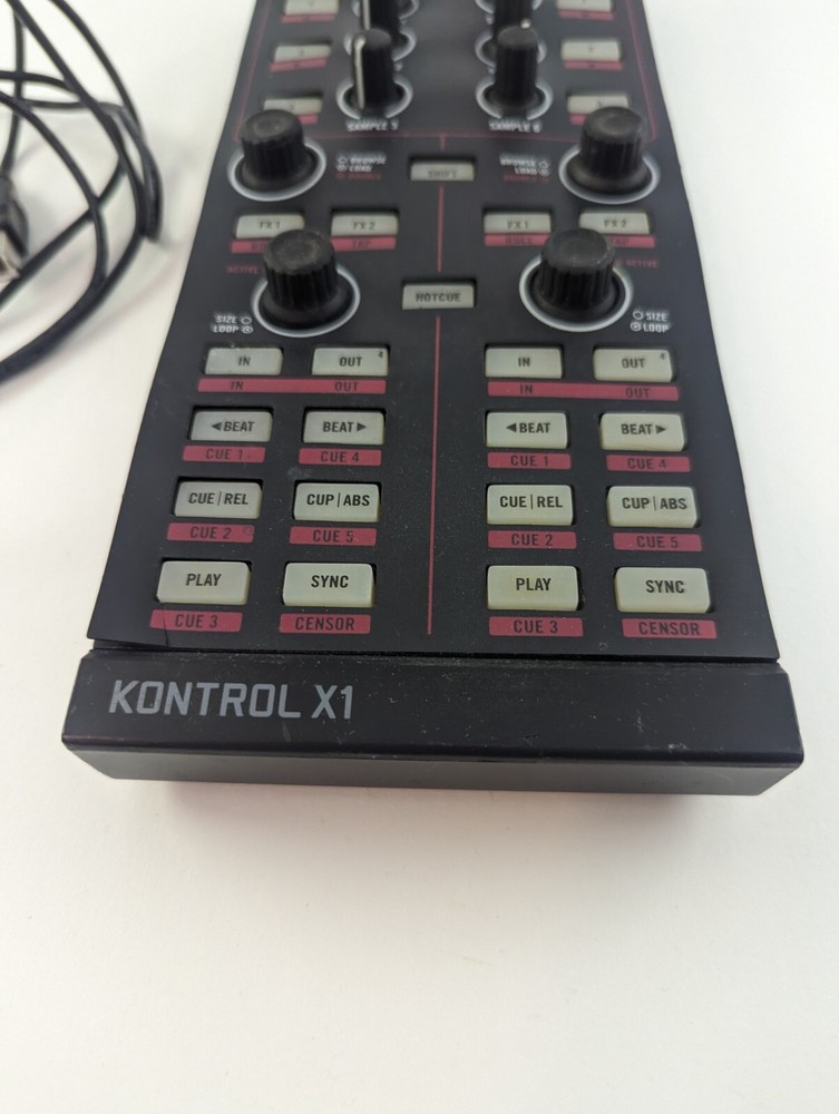 ISSUES TRAKTOR KONTROL X1 NATIVE INSTRUMENTS DJ CONTROLLER MUSIC