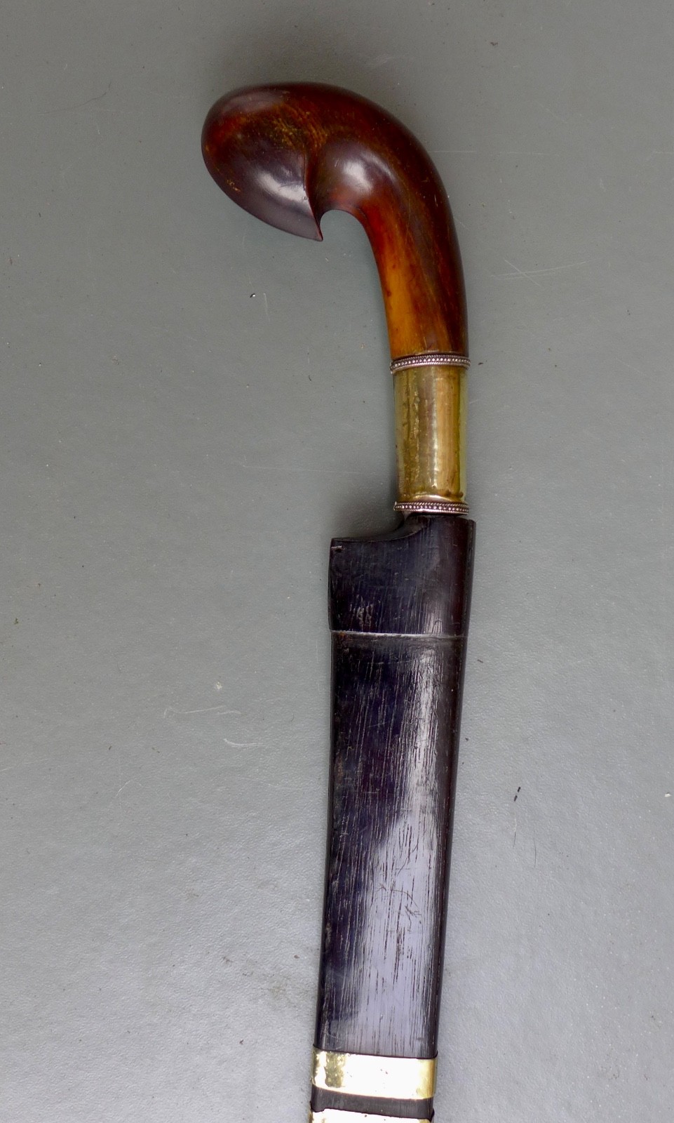 Nice and good Quality Karo Batak sword Indonesia Sumatra 19th. century no mandau