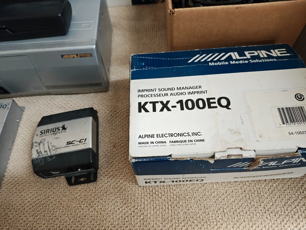 Alpine lot auto Stereo Equipment