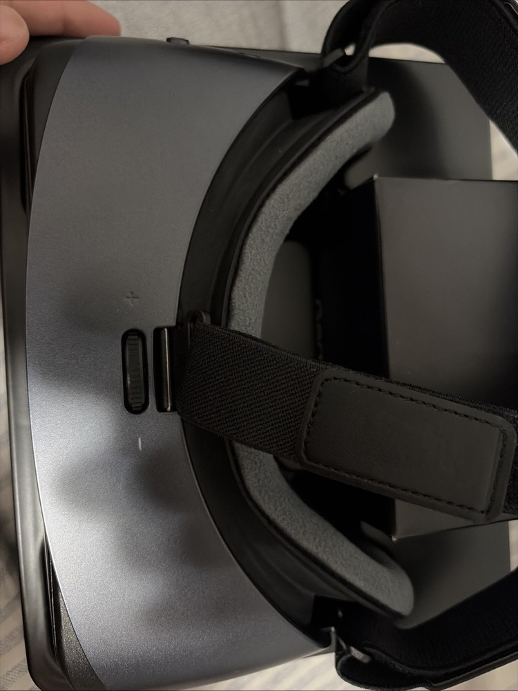 Samsung Gear Vr With Controller Open Box Powered By Oculus