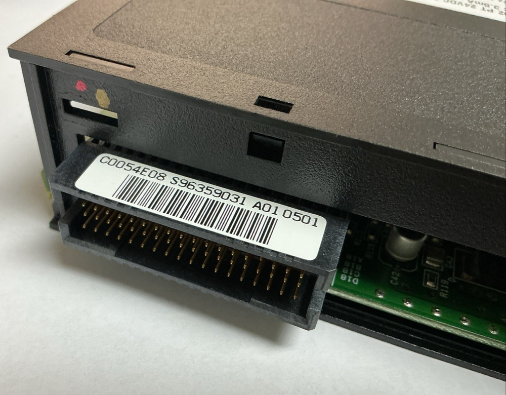 Allen Bradley 1756-IV32/A ControlLogix DC INPUT 32 Pt 24VDC Source Module