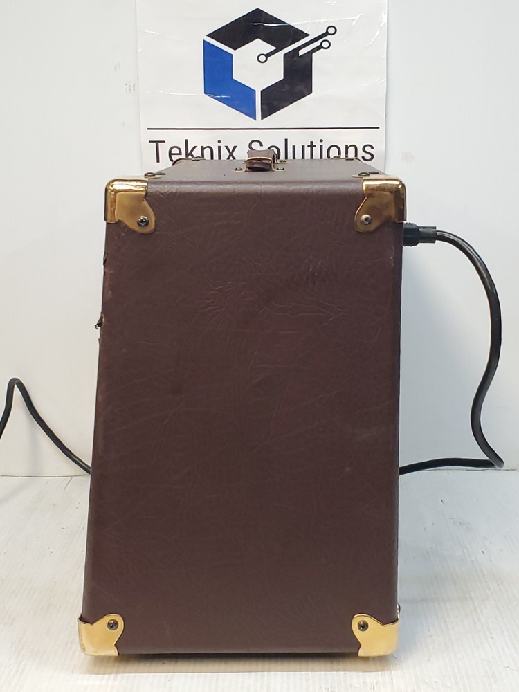 Laney LA30C Solid-State Acoustic Amplifier 30 Watts 8" Speaker