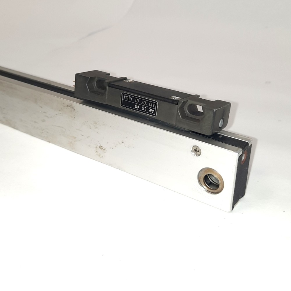 Heidenhain LS 406 Linear Encoder, Measuring Length: 570mm, 310 110 26