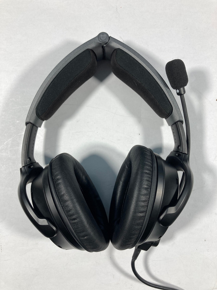 Bose A30 Aviation Headset with Bluetooth, Dual GA Plug and Soft Case