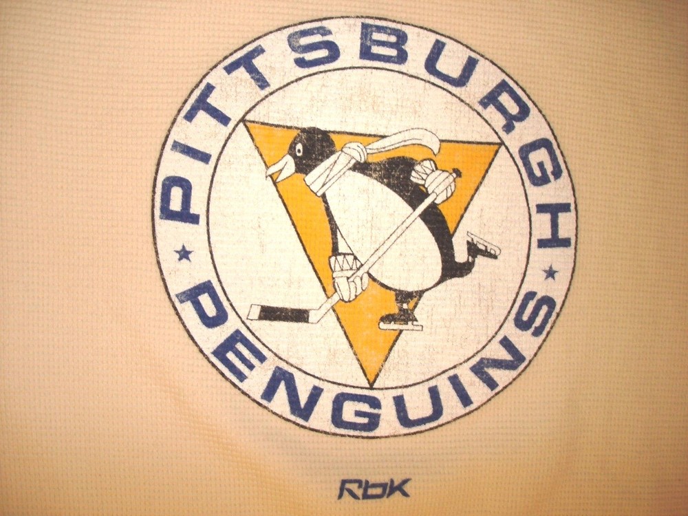 Pittburgh Penguins Reebok shirt