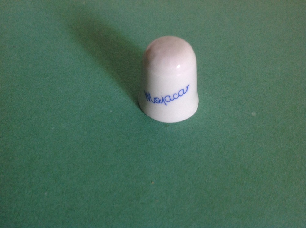 VINTAGE CHINA THIMBLE - MOJACAR SPAIN