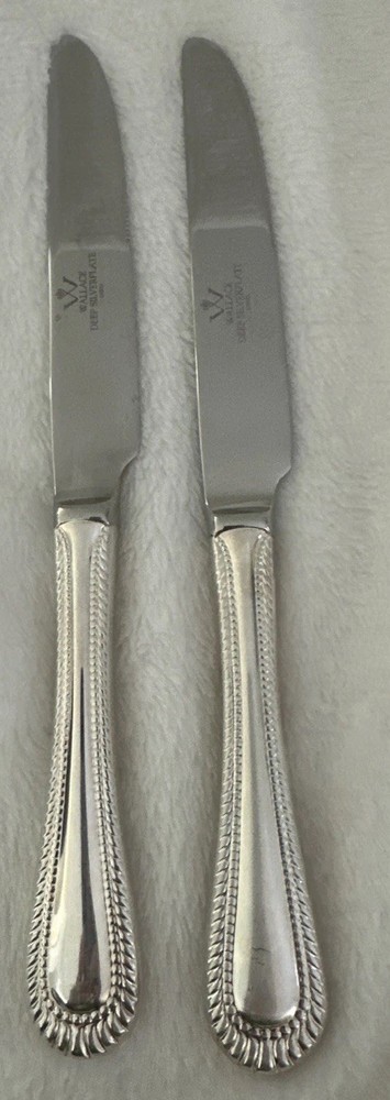 2 WALLACE Wickham Deep Silverplate Dinner Knife Flatware Fan Bead 9.5”