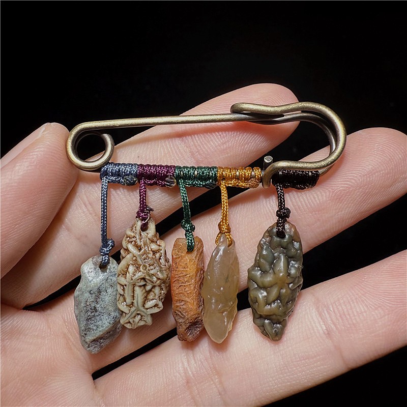 Vintage Brooch Pendant ~ China Inner Mongolia Gobi Agate Stone Badges Corsage