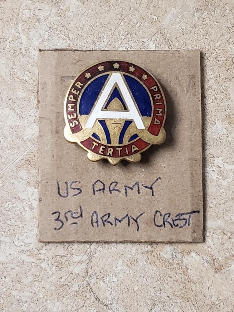 US 3rd Army Unit Semper Prima Tertia Crest Pin