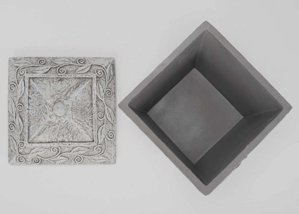 PET MEMORIAL CREMATION BOX/URN