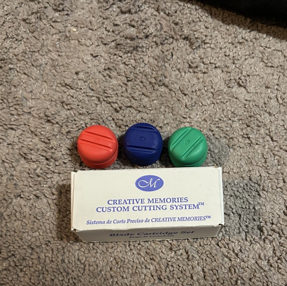 CREATIVE MEMORIES OVAL AND CIRCLE PATTERNS CUSTOM CUTTING SYSTEM