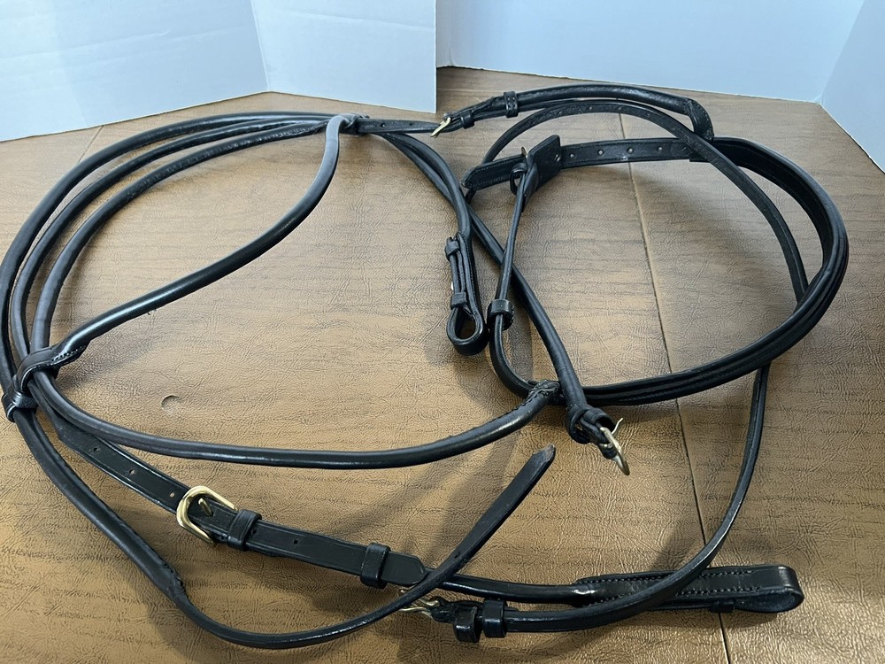 Black Rolled Leather Bridle, Detachable Flash, Brass Hardware