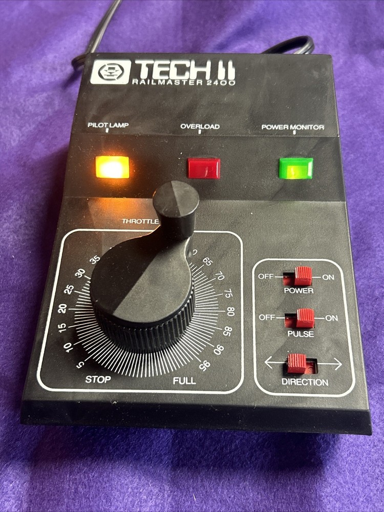 MRC Tech II Railmaster 2400 Railroad Model Train Control Transformer
