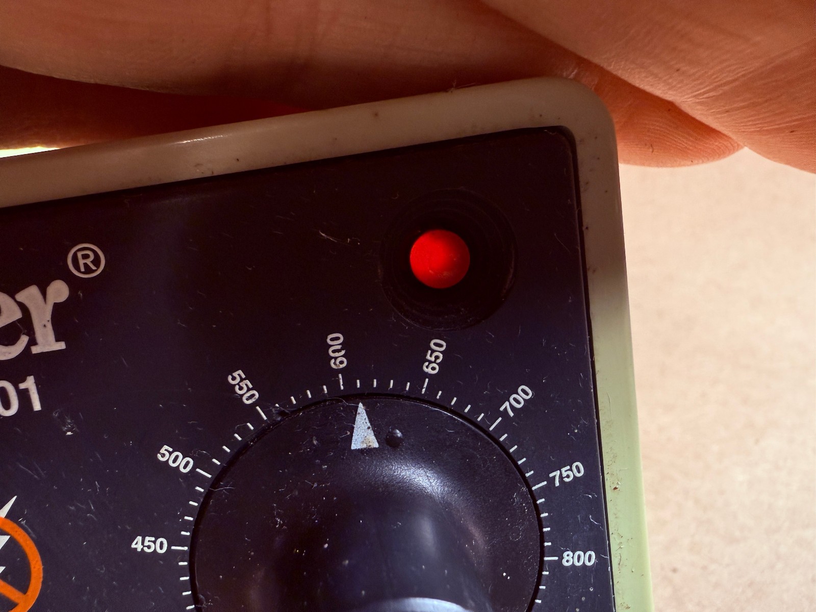 WELLER DEC1001 Electrostatic Dissipative Dual SOLDERING POWER STATION - TESTED