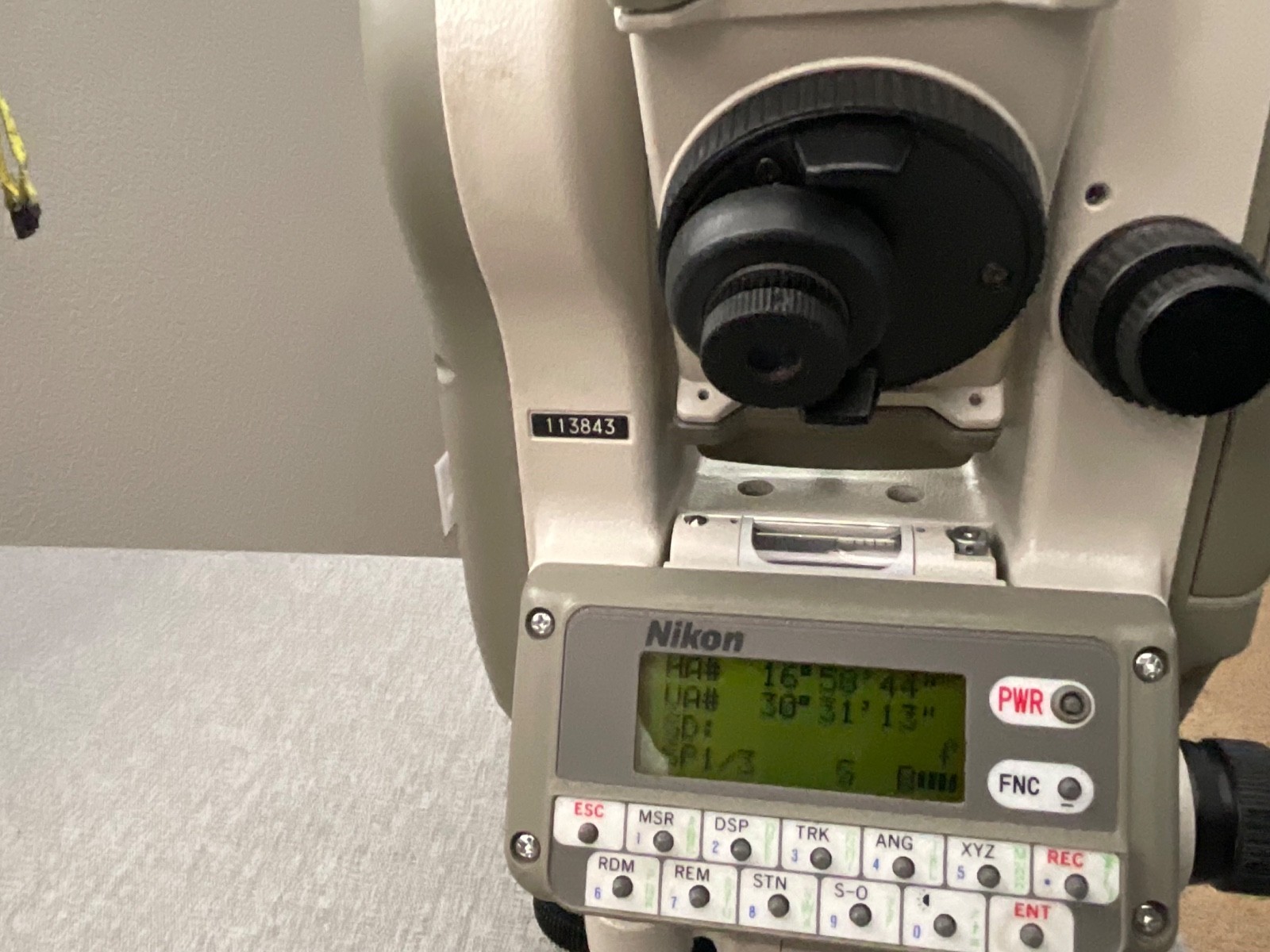 Nikon DTM-420 Surveying Total Station 2 Battery, charger + Case