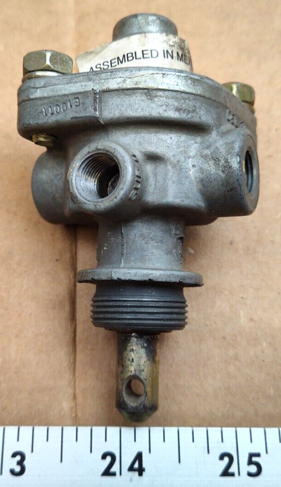 BENDIX 276569N BRAKE VALVE PP-1 DASH MOUNT CONTROL VALVE