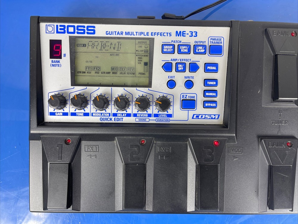 Boss Roland ME-33 Multiple Multi Effects Processor Guitar Effect Pedal + PSU