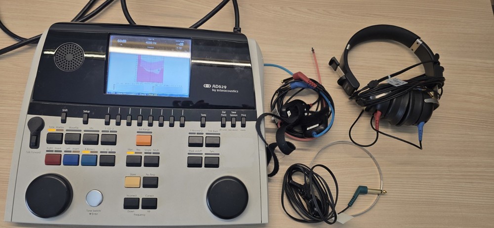 Hearing Clinical Audiometer Fully Calibrated