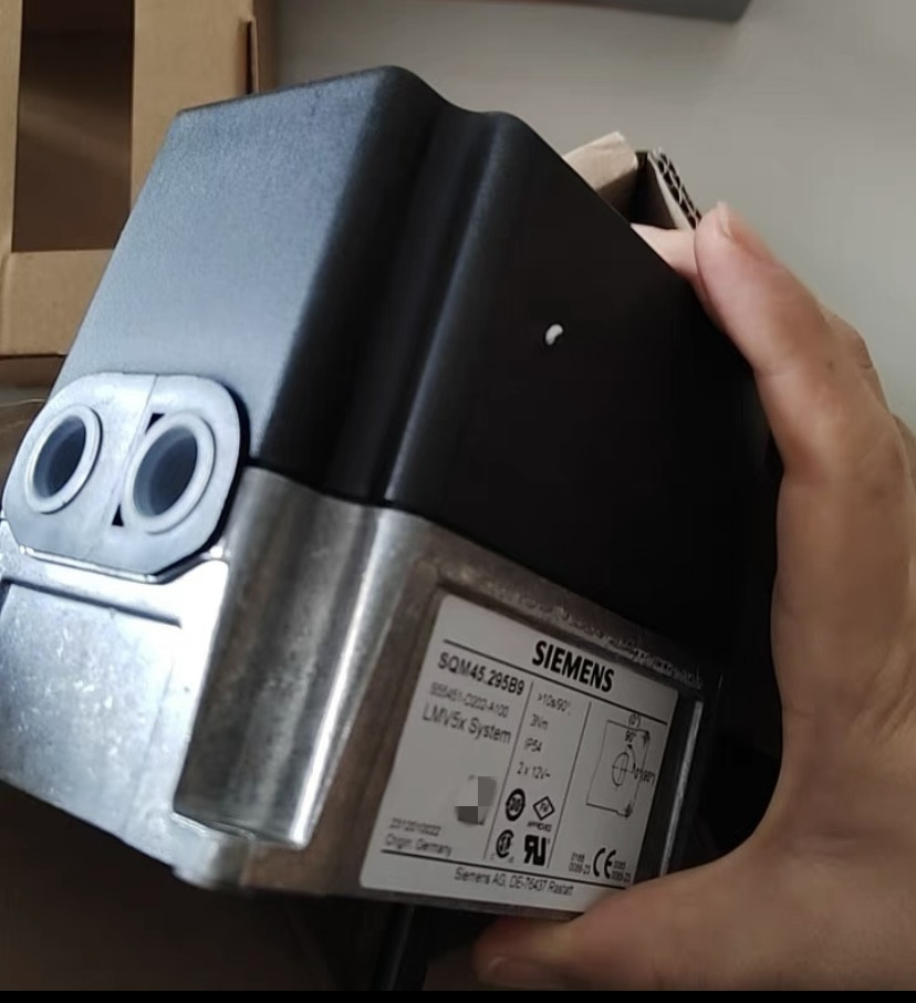 Siemens SQM45.295B9 Combustion actuator Brand New