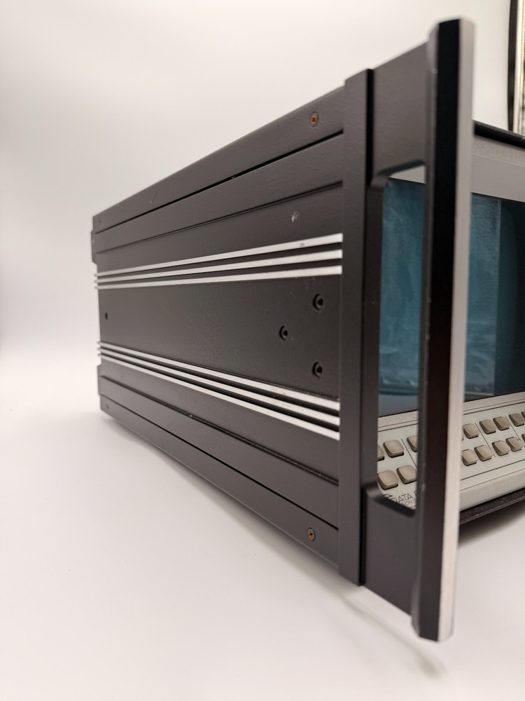 Data Precision 6100 B Multi-Channel Signal Analyzer