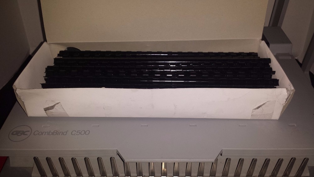 GBC CombBind C500 Comb Spreader/ Comb Binding Machine/ Binder