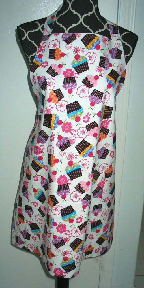Handmade Full Length Apron - CUPCAKES & FLOWERS