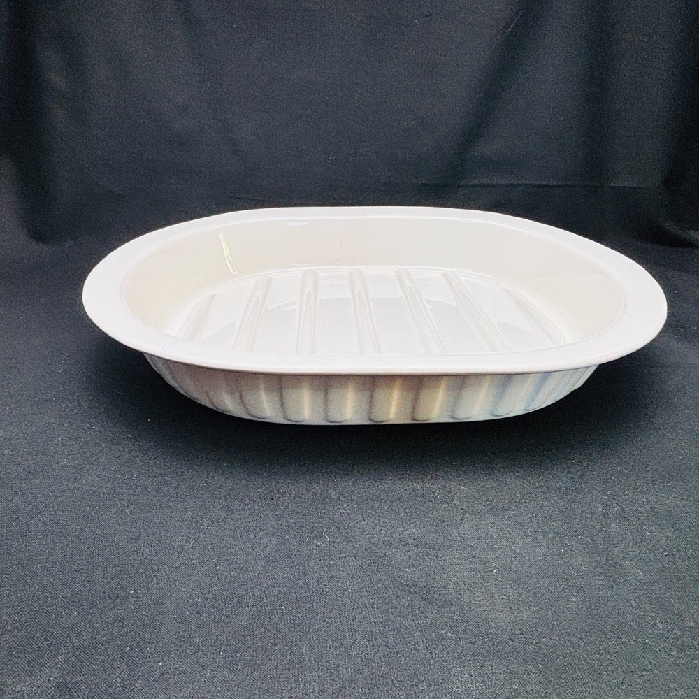 Serena Calif OR 97 USA Ceramic Baking Dish