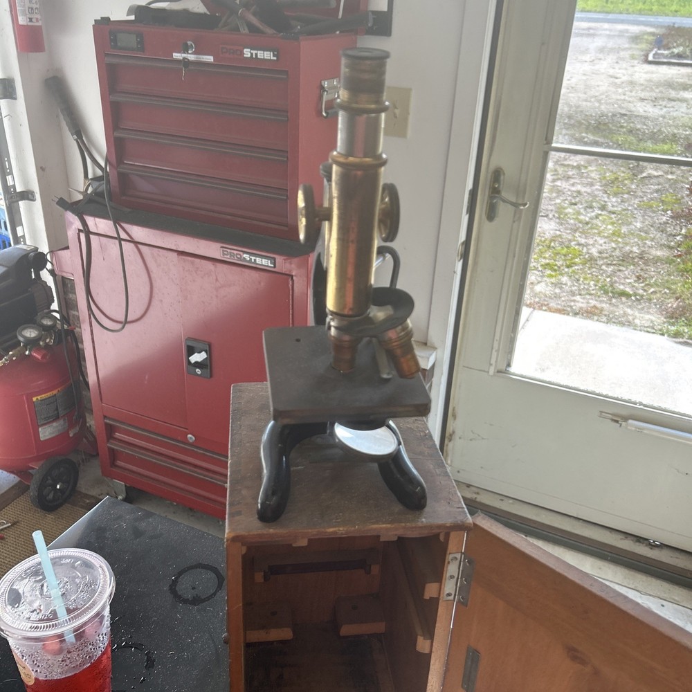 e leitz wetzlar microscope Ser # 144513