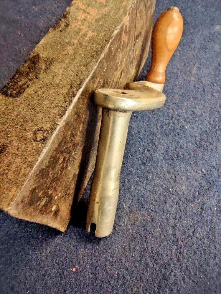 ORIGINAL EDISON UNDERGLASS PHONOGRAPH CRANK