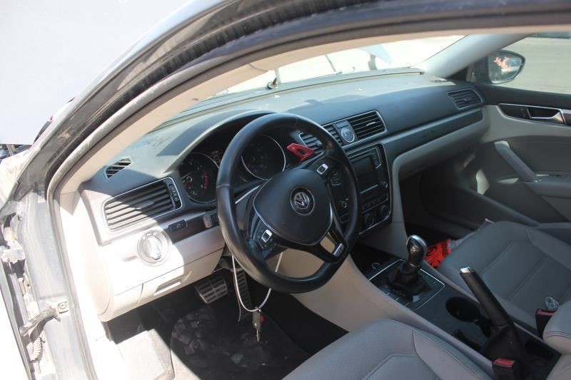 PASSAT 2017 Camera/Projector 601855