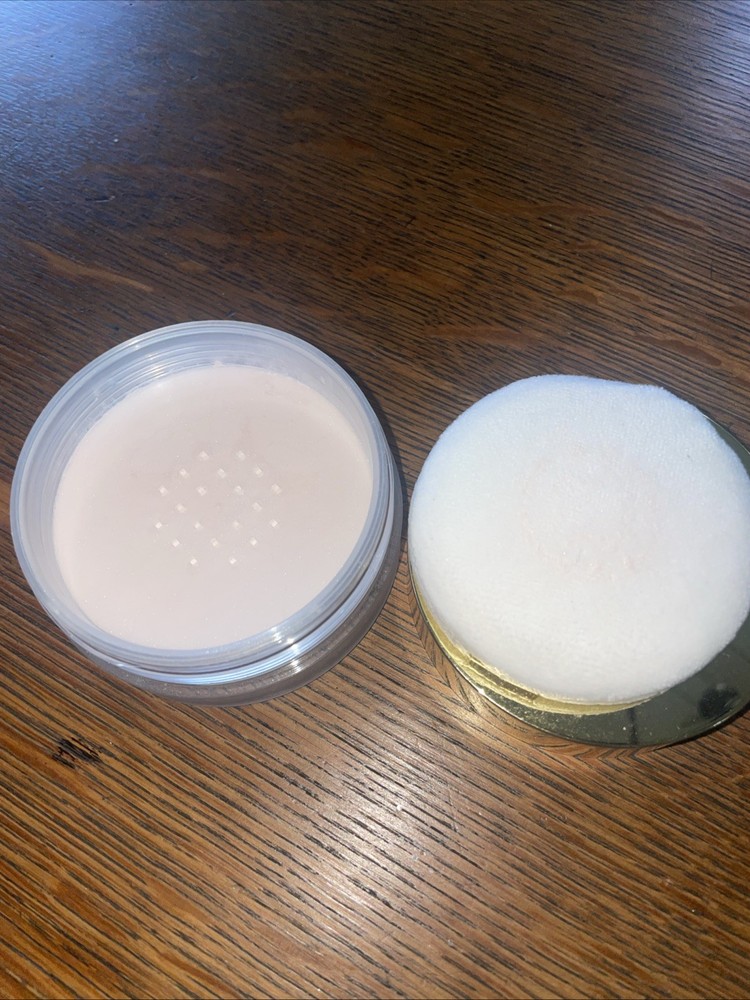 Beautiful By Estee Lauder Dusting Powder