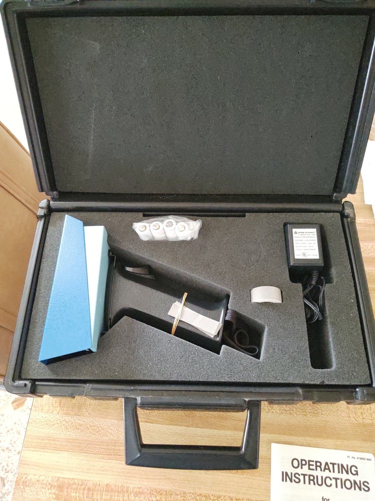 AMPROBE OT 220 Optical Tachometer  BR.